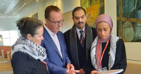 Wollongong pharmacist takes push for Gaza healthcare to parliament