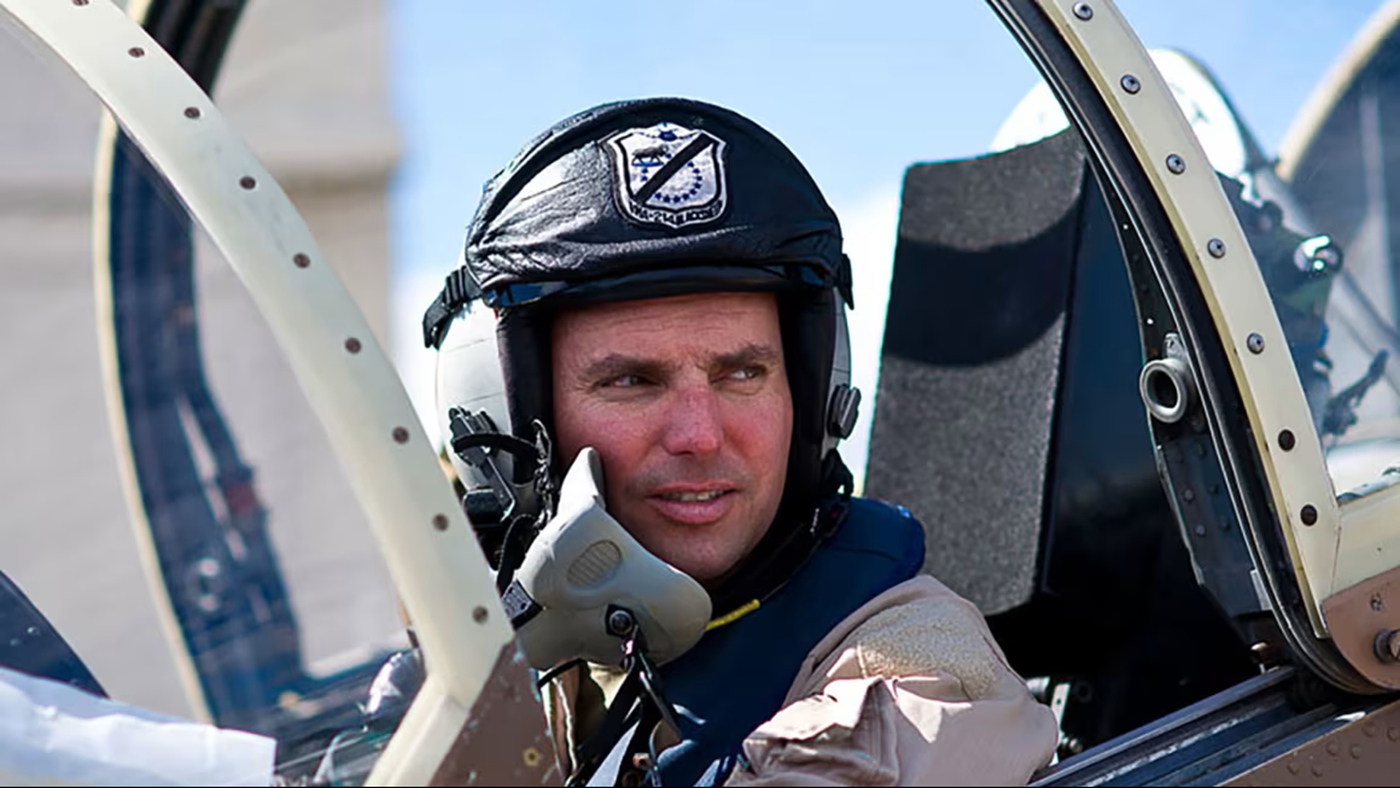 Pilot Daniel Duggan