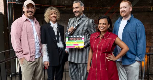 On your marks, get set, paint! Artists race for a spot in the National Portrait Gallery