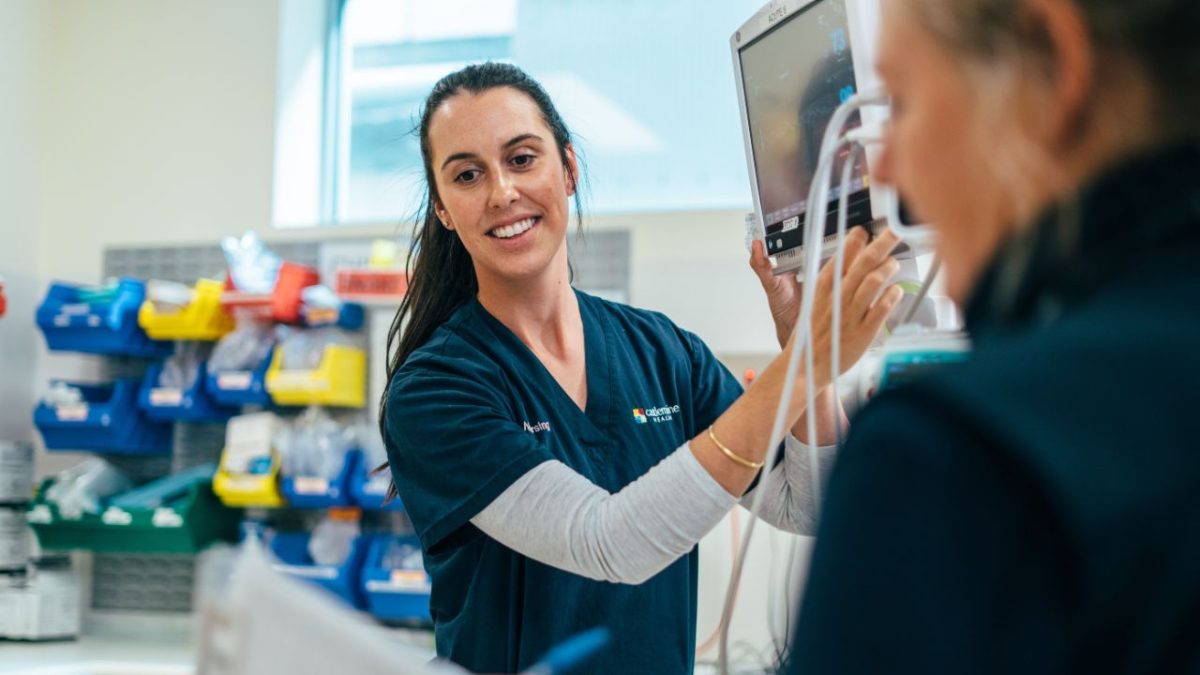 nurses using equipment