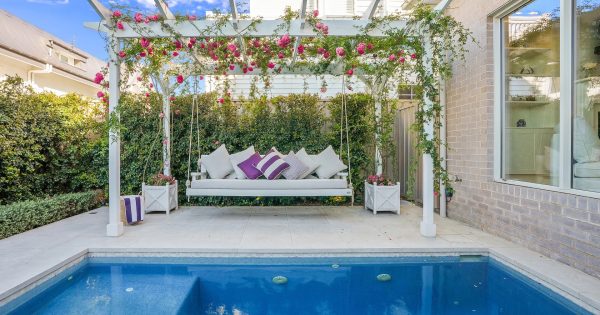 Hamptons elegance meets marina living in Shell Cove