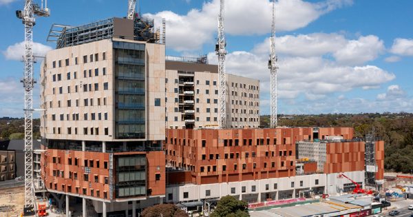 Premier announces completion of Frankston Hospital's $1.1bn redevelopment