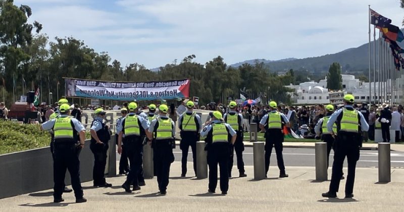 Aussies have a right to protest (and to pray) without getting roughed up by police