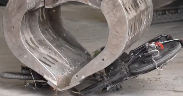 Illawarra bike advocates push back on NSW plan to crush illegal e-bikes